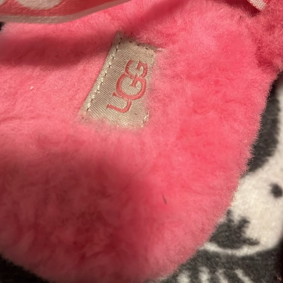 Ugg slippers - Picture 4 of 5